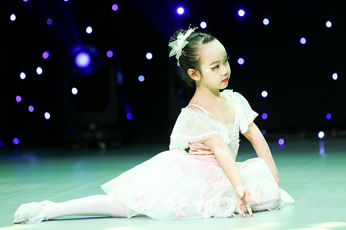 http://www.gstx2010.cn/Public/uploads/2023-07-31/1690788147560654298.jpg